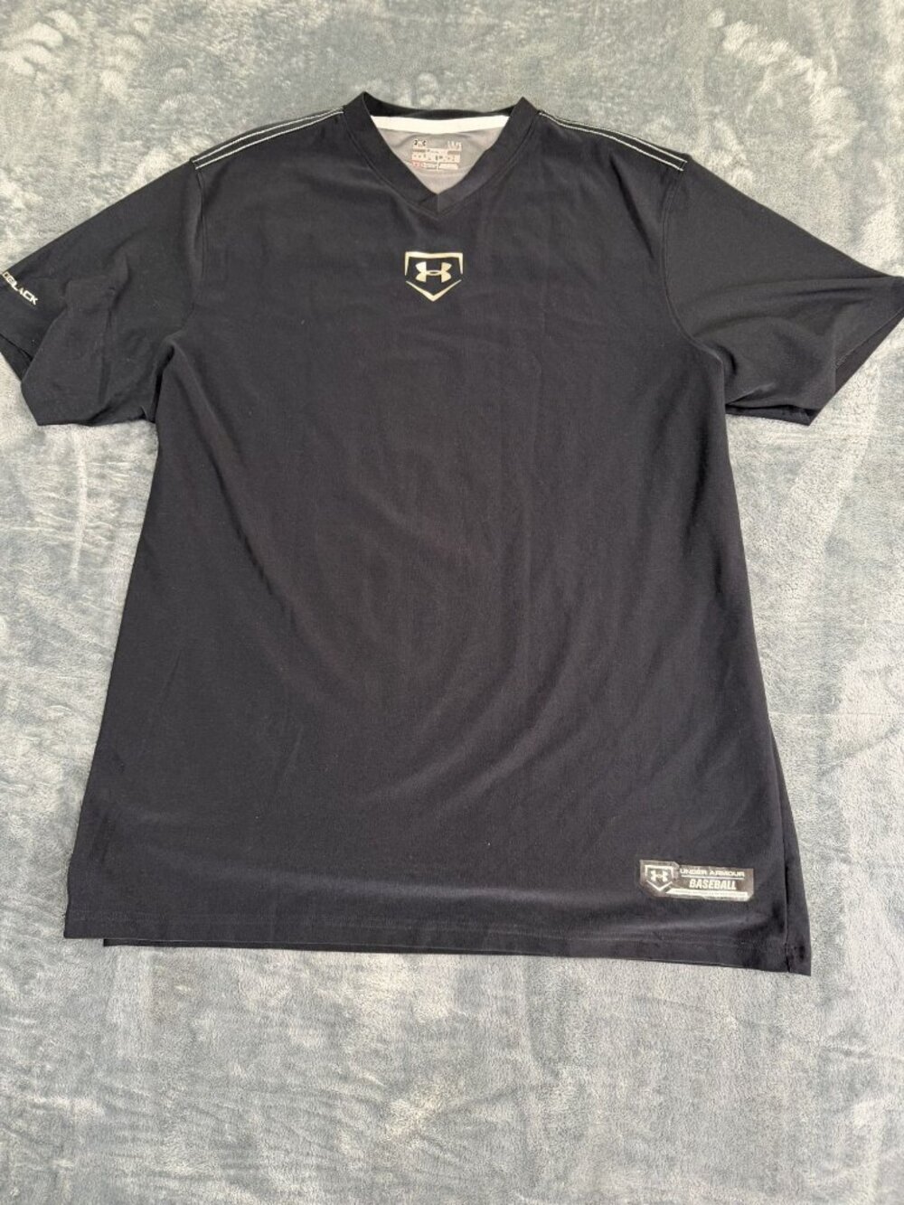 Under Armour Mens Black Baseball V-Neck Shirt Large